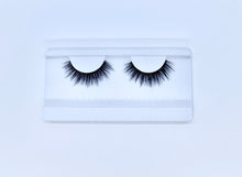 Load image into Gallery viewer, Regina-lashes-fauxmink-lash-product-tray-Canada